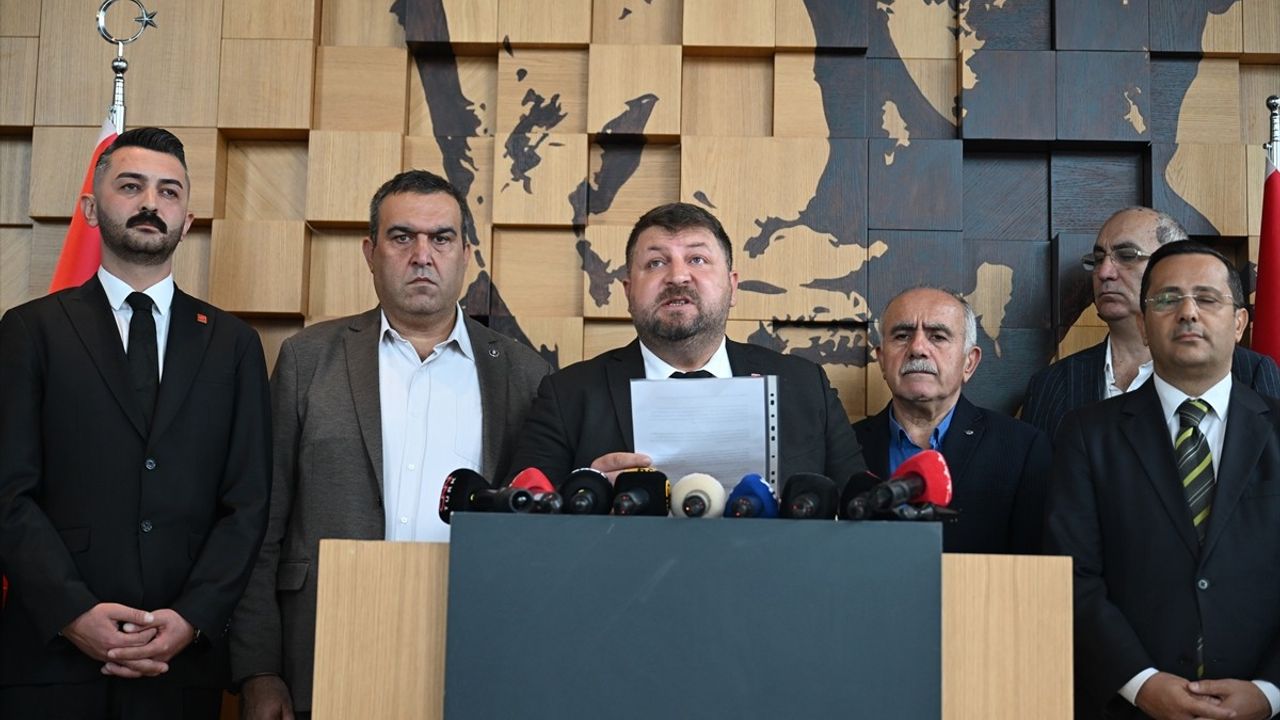 CHP'den İhraçlar Üzerine Açıklama
