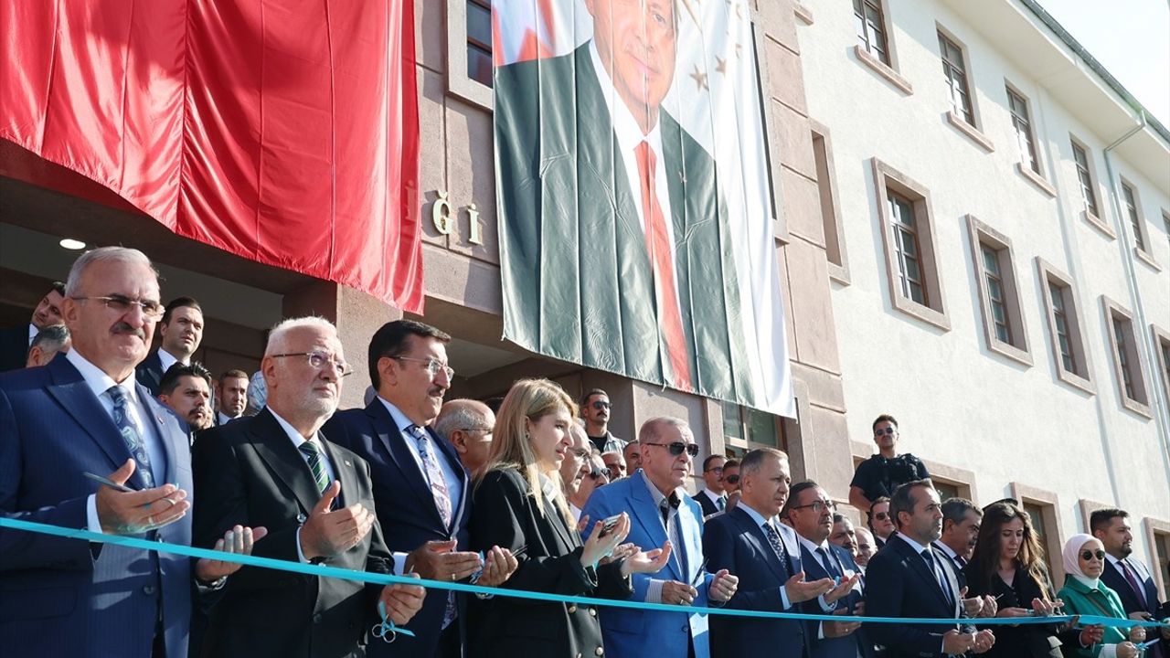 Cumhurbaşkanı Erdoğan Malatya Valiliği Yeni Hizmet Binasını Açtı