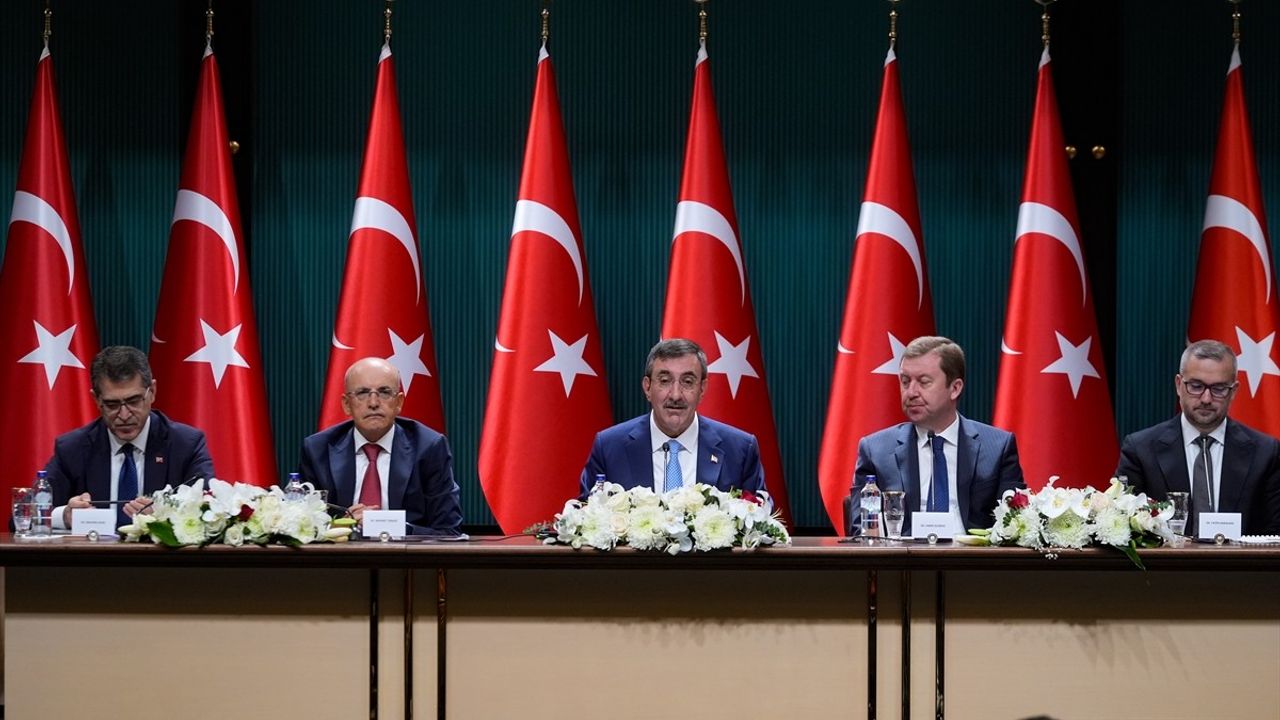Cumhurbaşkanı Yardımcısı Yılmaz'dan Savunma Sanayi ve Ekonomi Açıklamaları