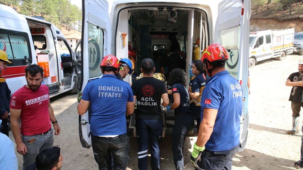 Denizli'de Madende Mahsur Kalan İki İşçi Kurtarıldı