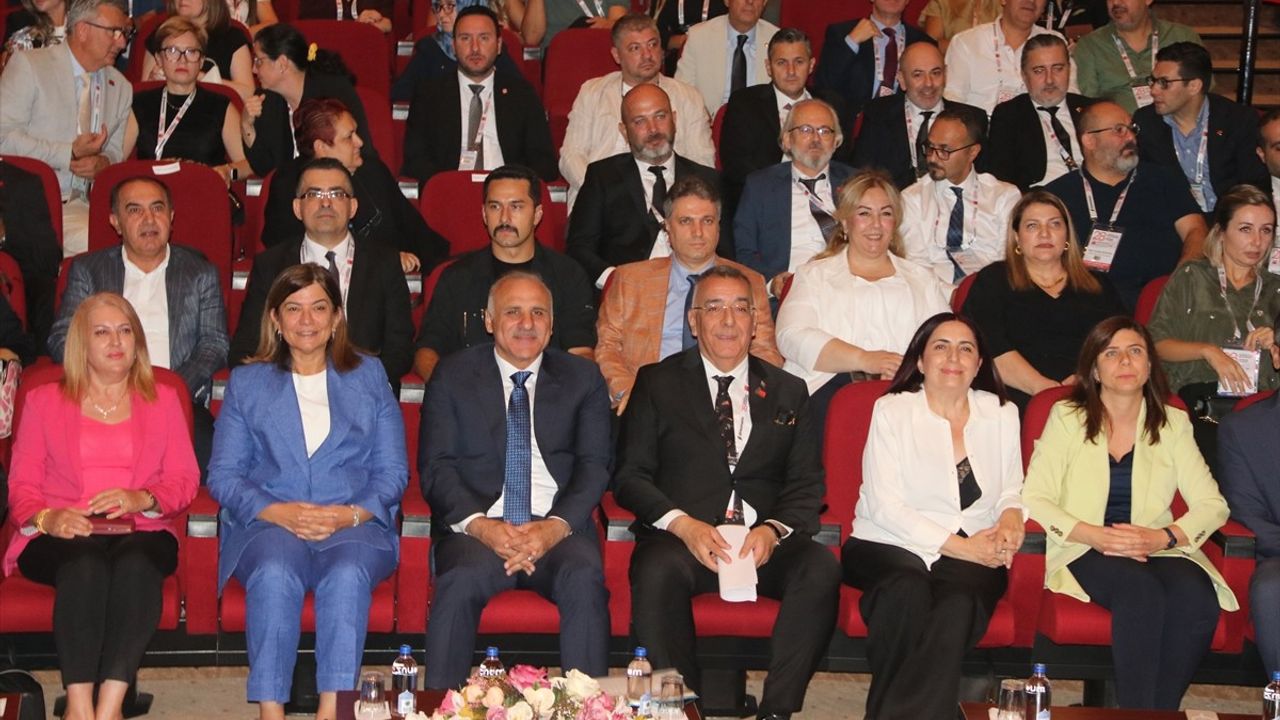 Diyarbakır'da 28. Uluslararası Diş Hekimliği Kongresi Başladı