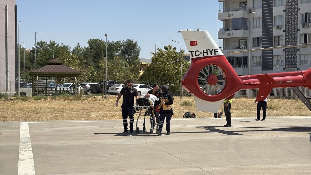 Diyarbakır'da Kalp Krizi Geçiren Hasta için Ambulans Helikopter Havalandı