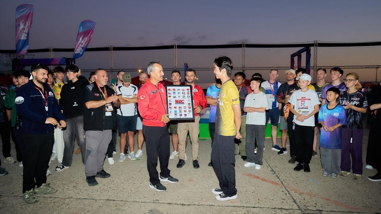 Dünyanın En Hızlı Dron Pilotları TEKNOFEST'te Belirlendi