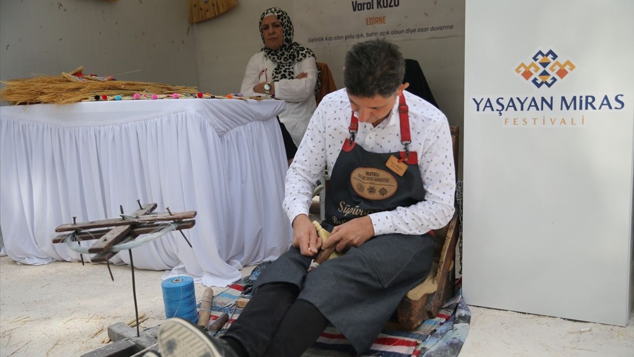 Edirne'de Süpürgecilik Mesleği Tehlikede