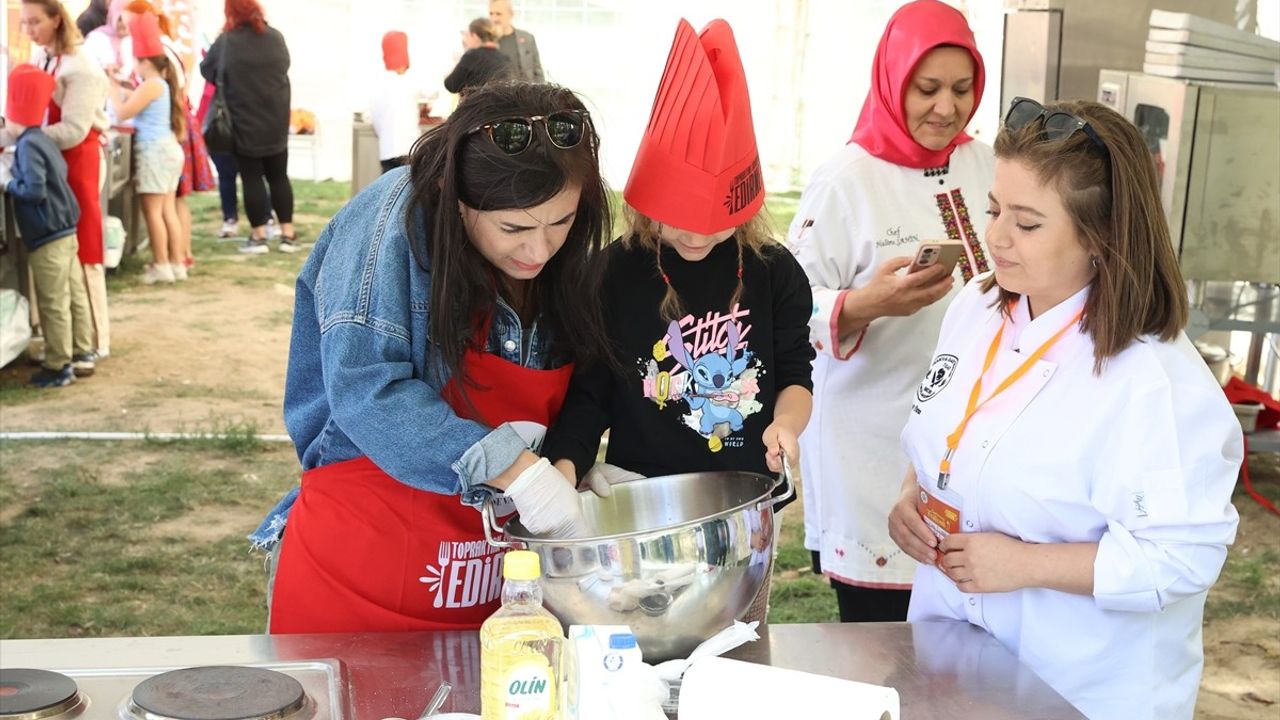 Edirne Gastronomi Festivali'nde Anne ve Çocuklar Yarıştı