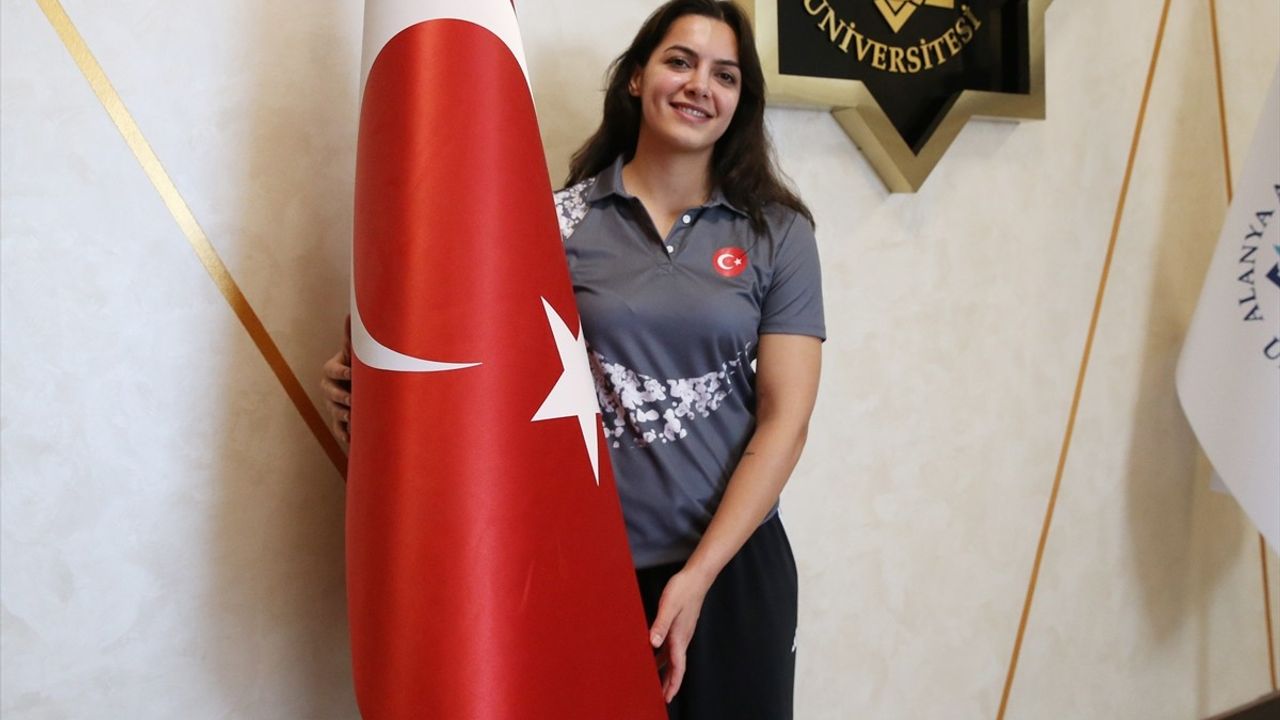 Esra Türkmen: Hedef Dünya Şampiyonluğu