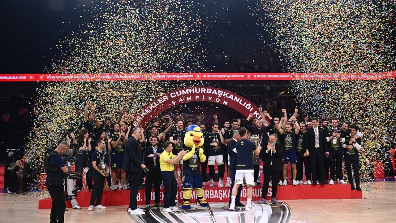 Fenerbahçe Beko 38. Cumhurbaşkanlığı Kupası'nı Kazandı