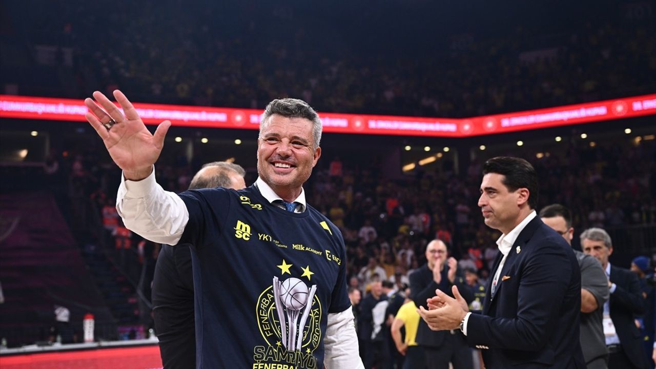 Fenerbahçe Beko, Cumhurbaşkanlığı Kupası'nı Kazandı