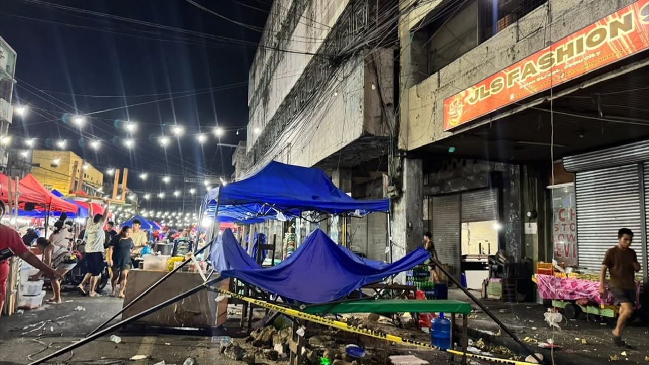 Filipinler'de 6,9 Büyüklüğünde Deprem Meydana Geldi