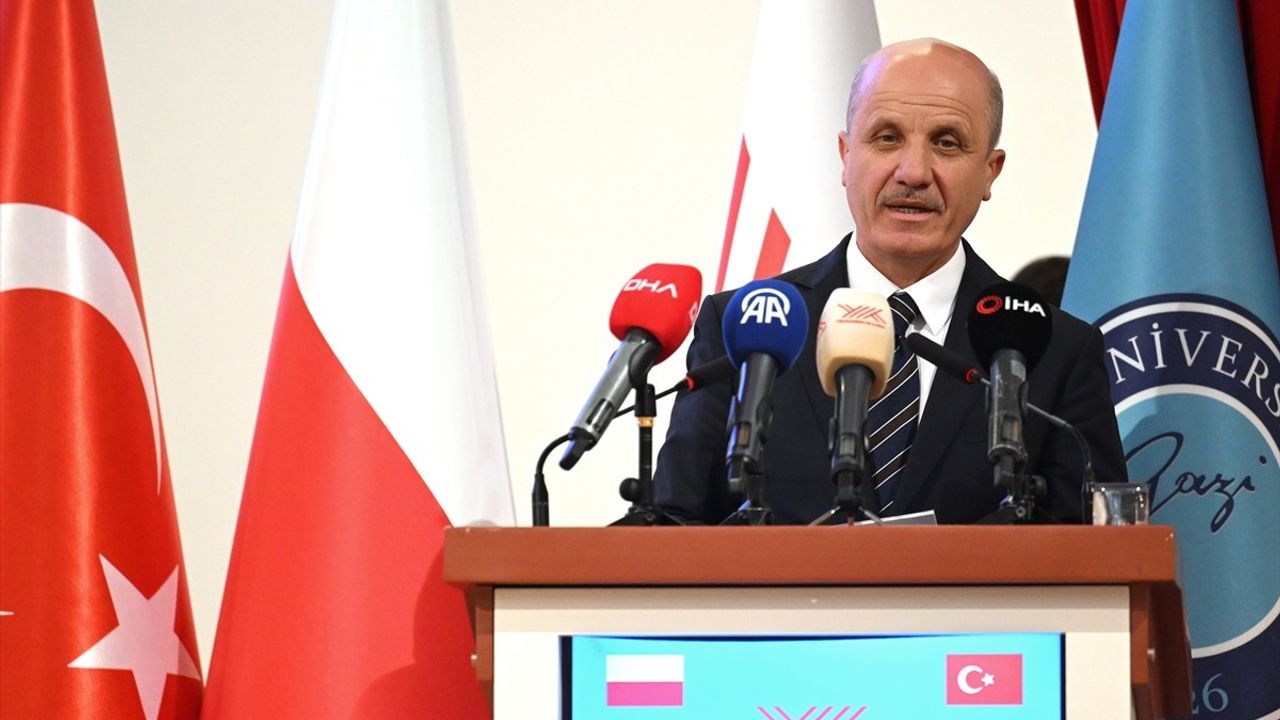 Gazi Üniversitesi'nde Türkiye-Polonya Rektörler Forumu Gerçekleştirildi