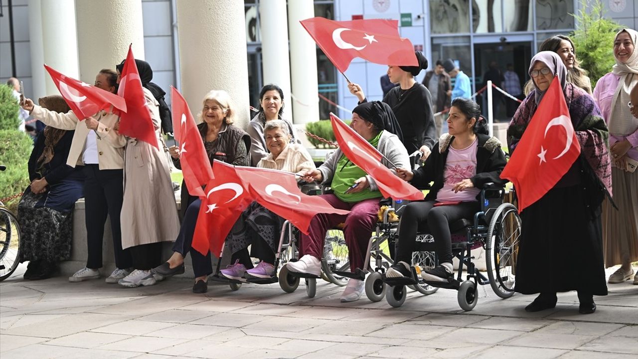 Gaziler Günü Etkinliği SBÜ Hastanesi'nde Kutlandı