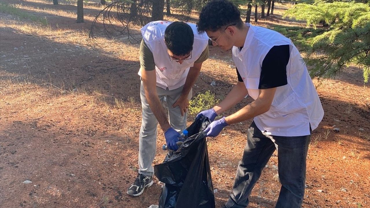 Genç Yeryüzü Doktorları Ormanları Koruma Etkinliği Düzenledi