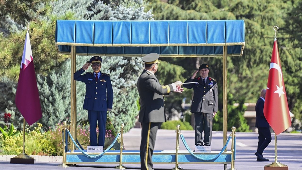 Genelkurmay Başkanı Bayraktaroğlu, Katarlı Mevkidaşıyla Bir Araya Geldi
