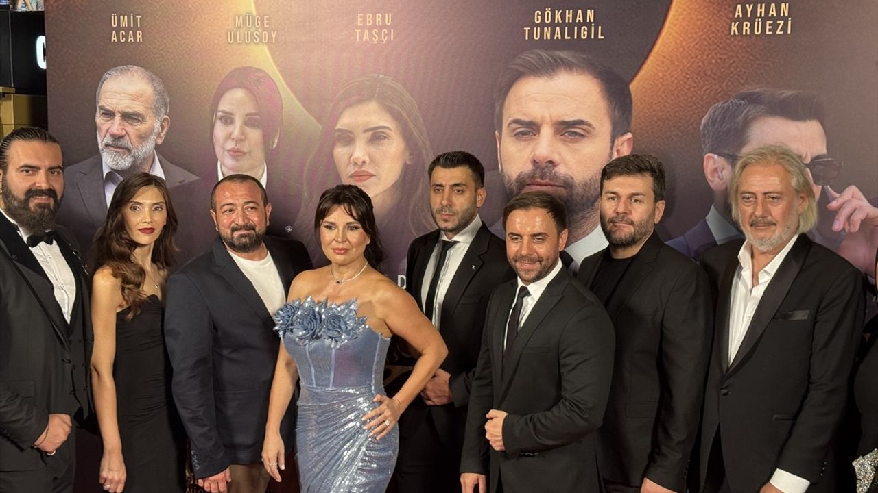 Güneşin Karanlığında Kosova Filminin Gala Gecesi