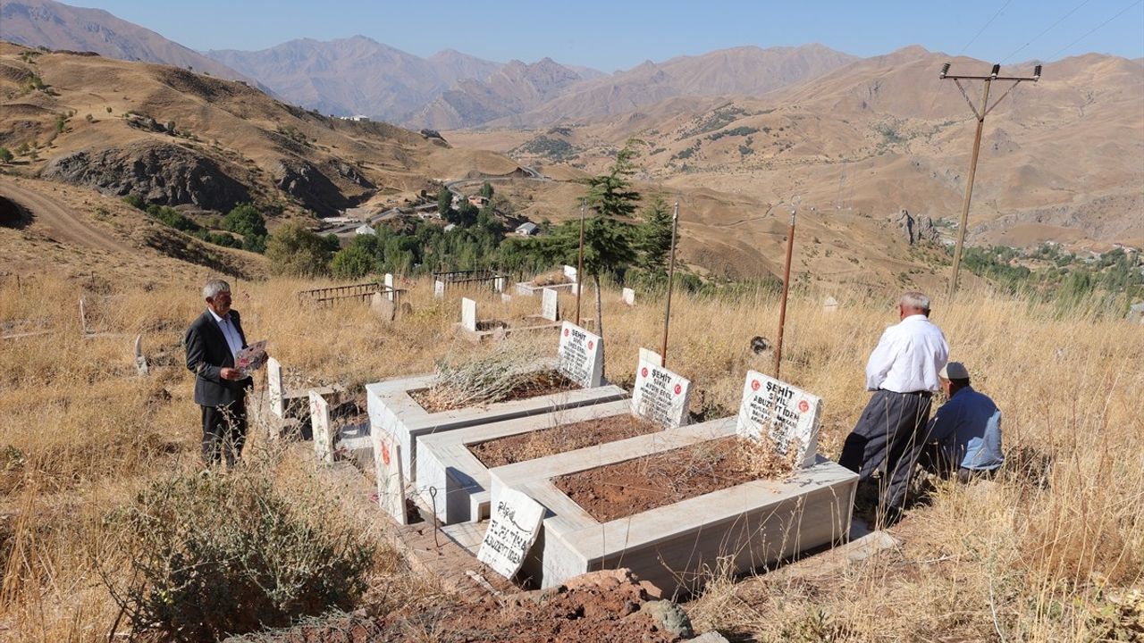 Hakkari'de Terör Saldırısında Hayatını Kaybedenler Anıldı