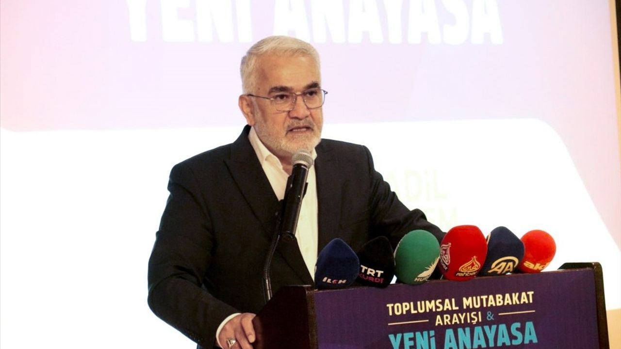 HÜDA PAR'dan Yeni Anayasa Çalıştayı