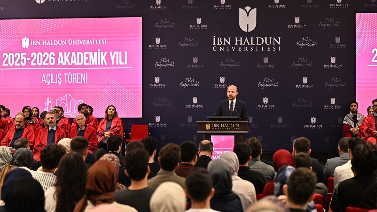 İbn Haldun Üniversitesi 2025-2026 Akademik Yılı Törenle Başladı
