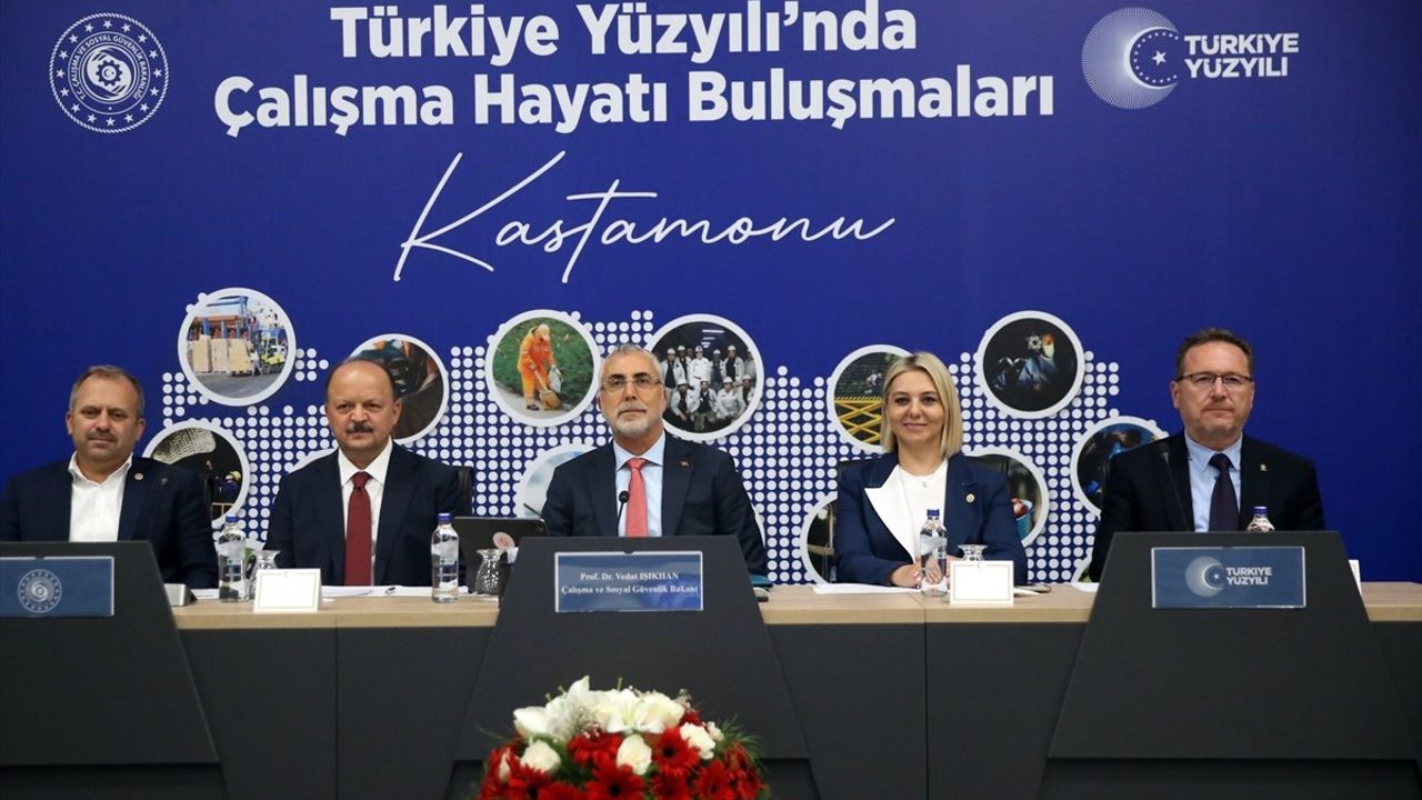 Işıkhan'dan Kastamonu'da Çalışma Hayatına Yönelik Önemli Açıklamalar