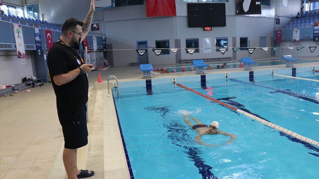 İşitme Engelli Milli Yüzücünün Olimpiyat Hayali