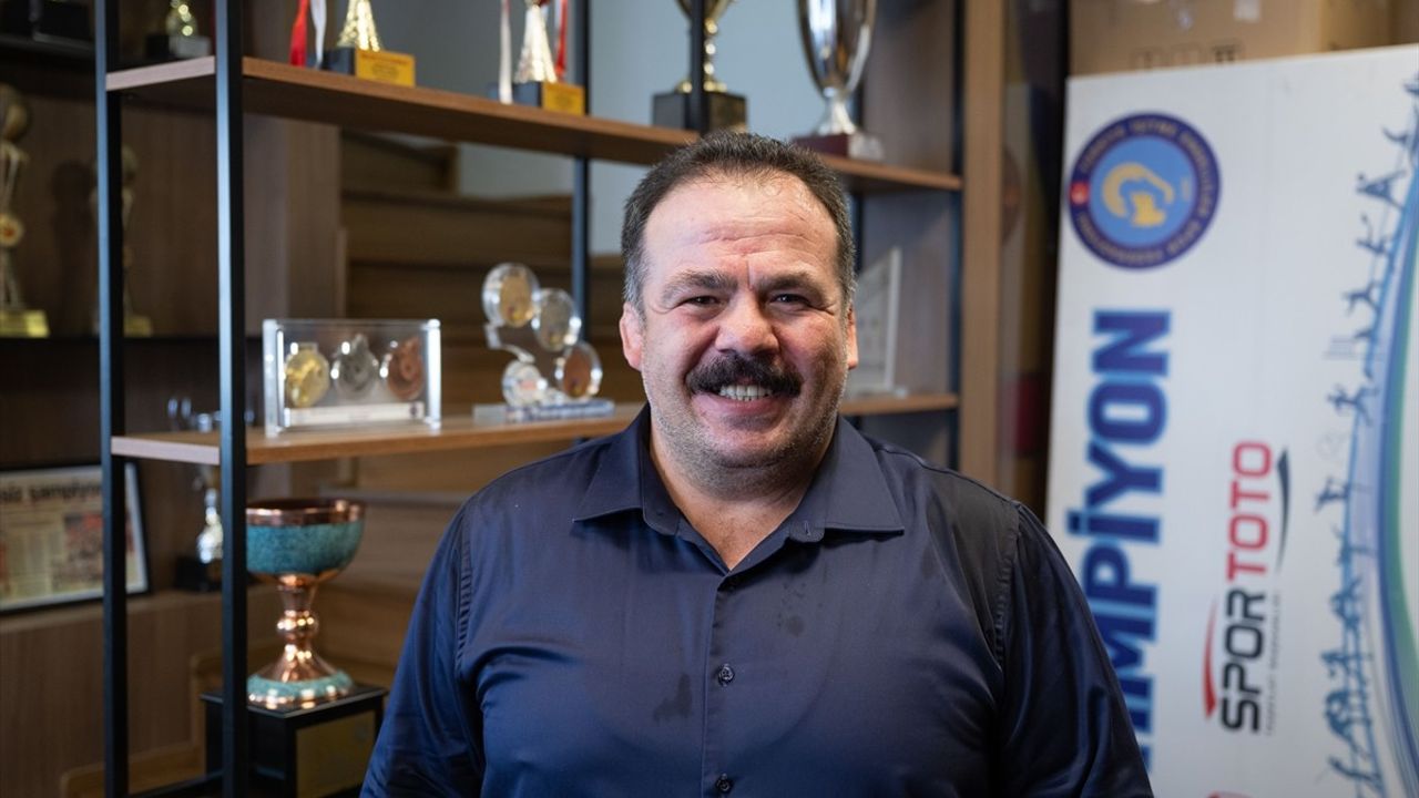 İşitme Engelli Sporcular Tokyo 2025'te Tarihi Başarı Hedefliyor