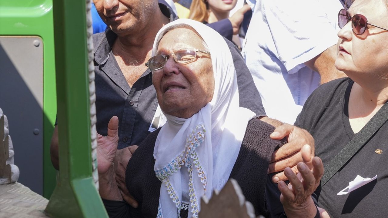 İstanbul'da Savcı Ercan Kayhan'ın Cenaze Töreni