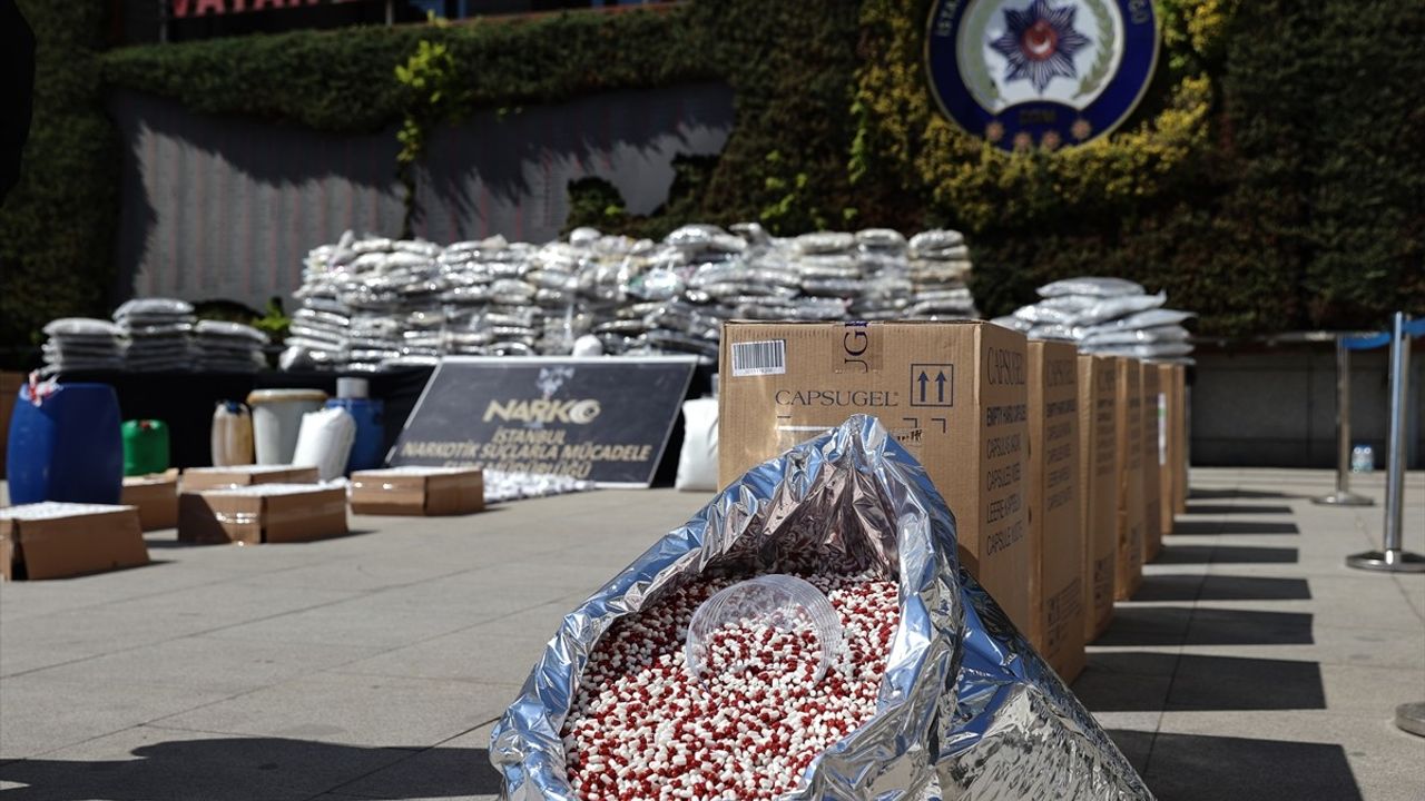 İstanbul'da Uyuşturucu Operasyonları: 11 Şüpheli Tutuklandı