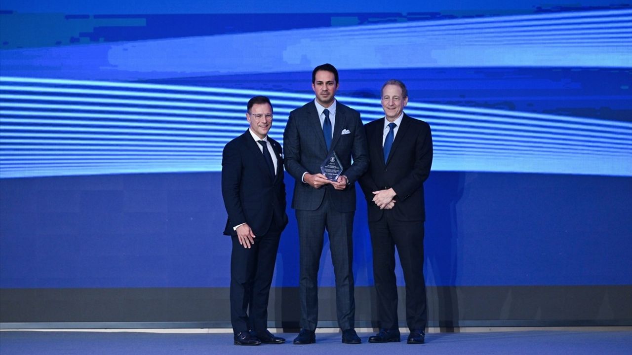 İstanbul Havalimanı'ndan 3 Ödül