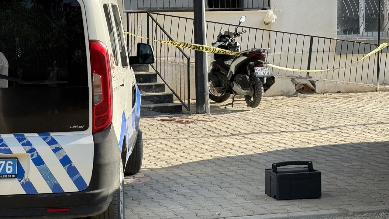 Kahramanmaraş'ta Eşine Bıçakla Saldıran Kişi Gözaltına Alındı