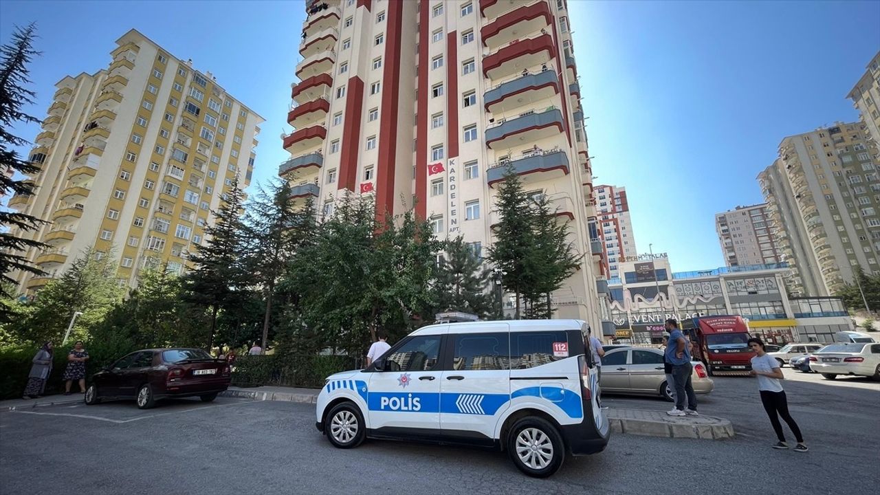 Kayseri'de Apartman Görevlisine Bıçaklı Saldırı