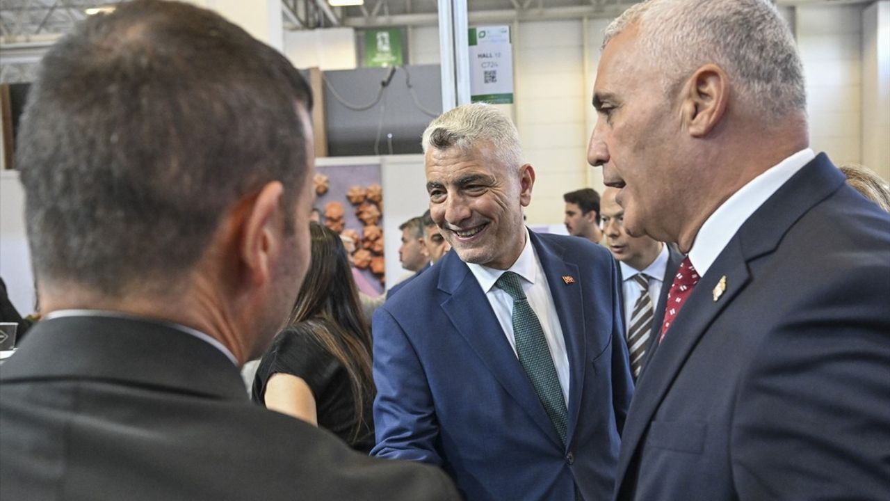 Kıbrıs Davası ve Gıda Fuarı Üzerine Önemli Mesajlar