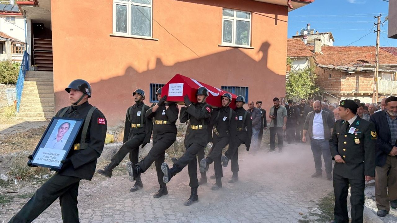 Kıbrıs Gazisi Mehmet Akbaş'ın Cenaze Töreni Çankırı'da Gerçekleşti