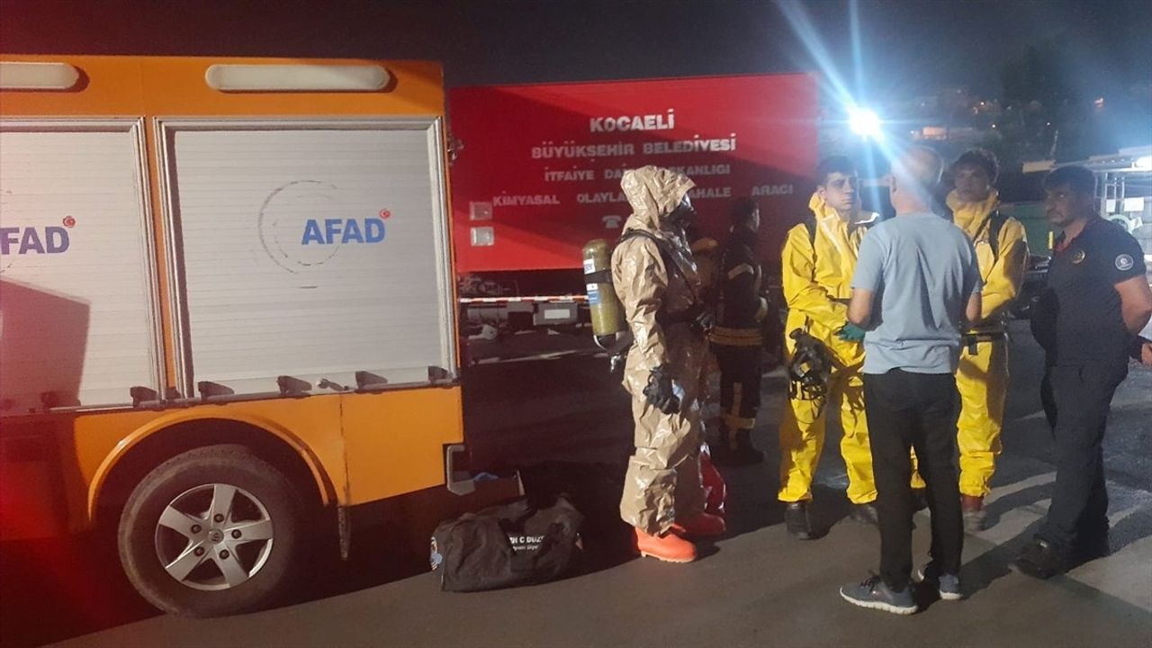 Kocaeli'de Boya Fabrikasındaki Gaz Sızıntısında Olumsuz Değer Tespit Edilmedi