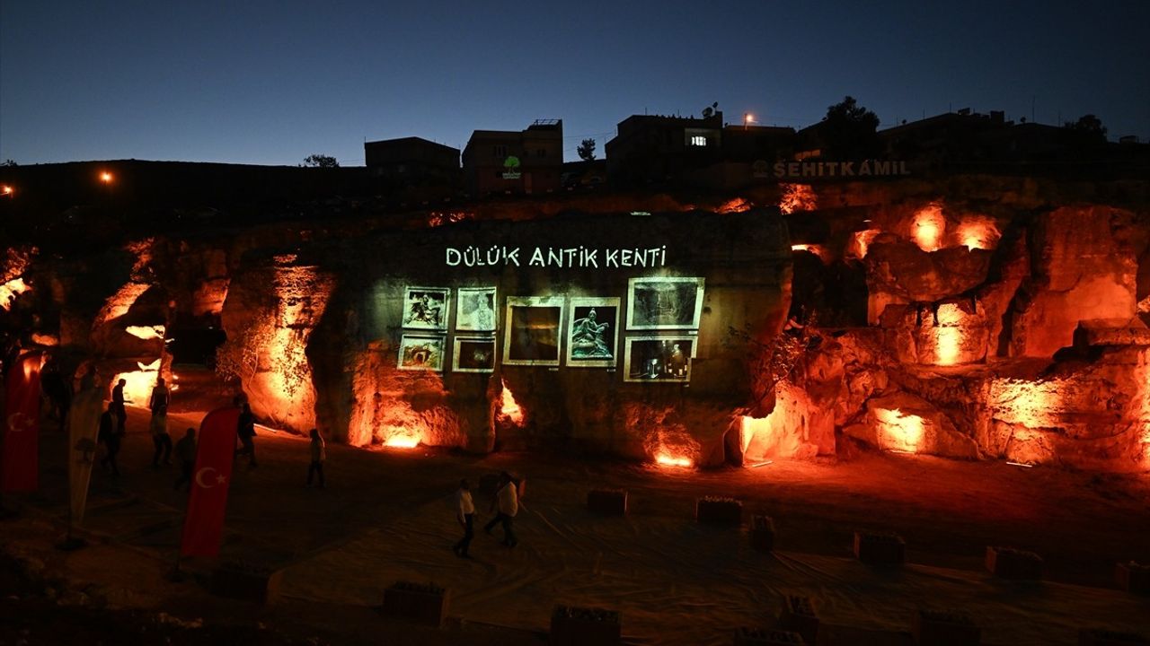 Kültür ve Turizm Bakanı Ersoy Dülük Antik Kenti'ni Ziyaret Etti