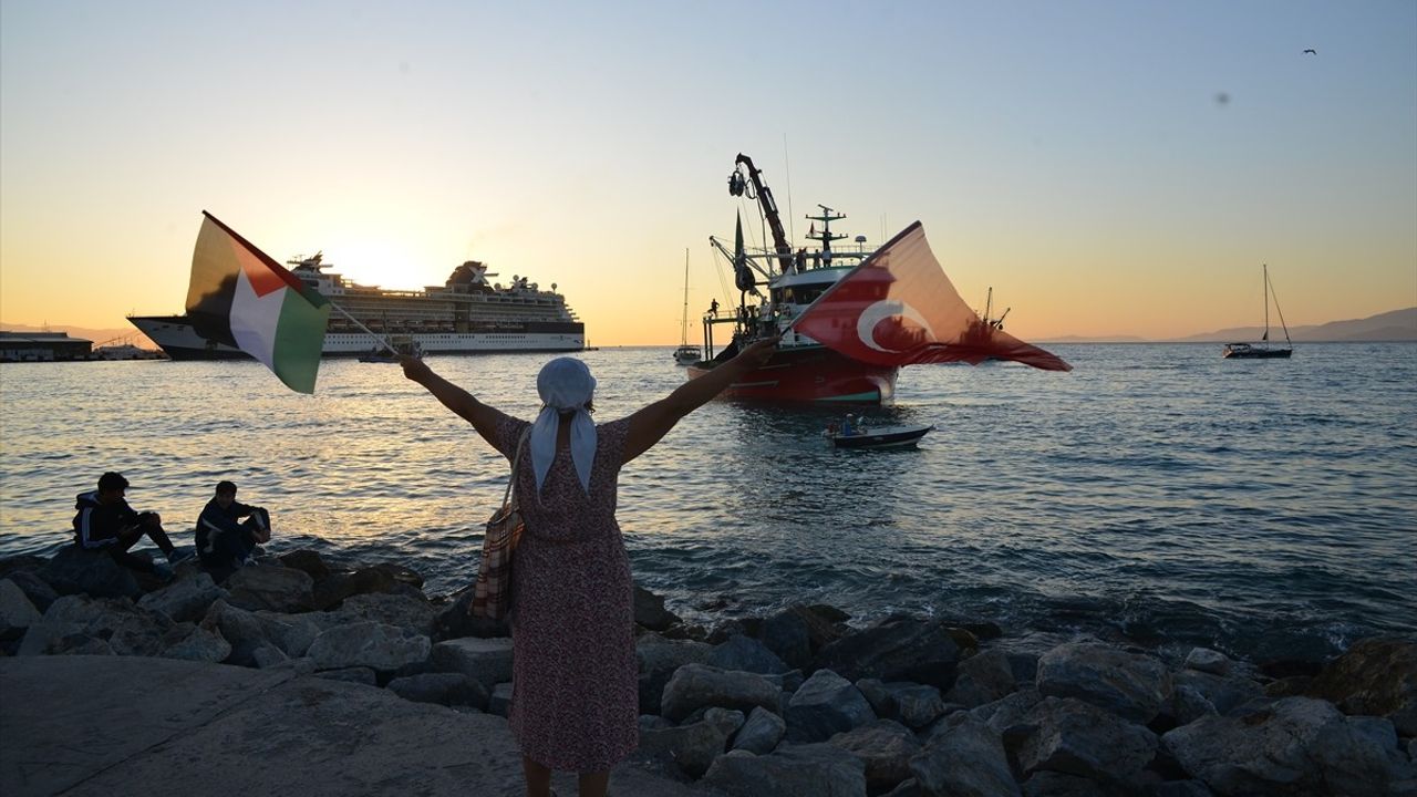 Kuşadası'ndan Küresel Sumud Filosu'na Destek