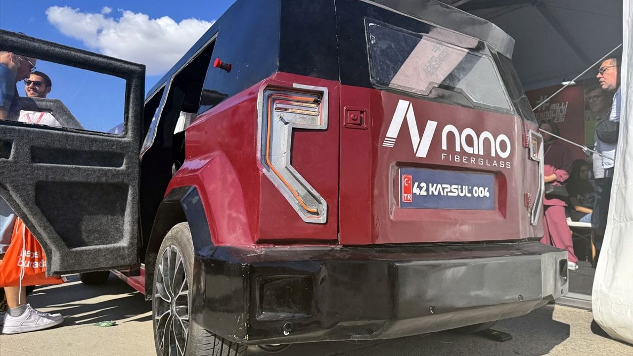 Lyra Elektrikli Araç TEKNOFEST'te Sergileniyor