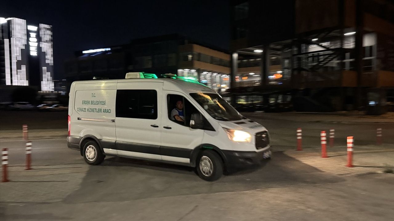 Marmara Denizi'nde Halit Yukay'ın Cenazesi Teslim Edildi