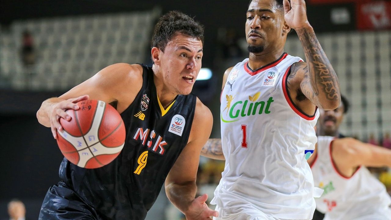 Mersinspor, Glint Manisa Basket'i Deplasmanda Yenmeyi Başardı
