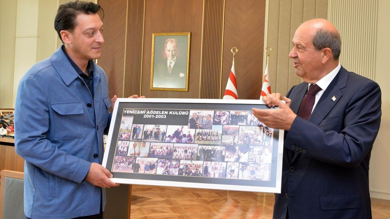 Mesut Özil'den KKTC İçin Ambargo Çağrısı