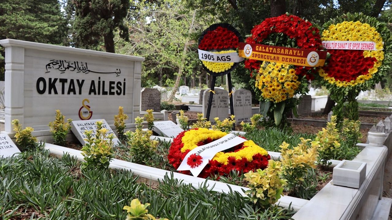Metin Oktay Kabri Başında Anıldı