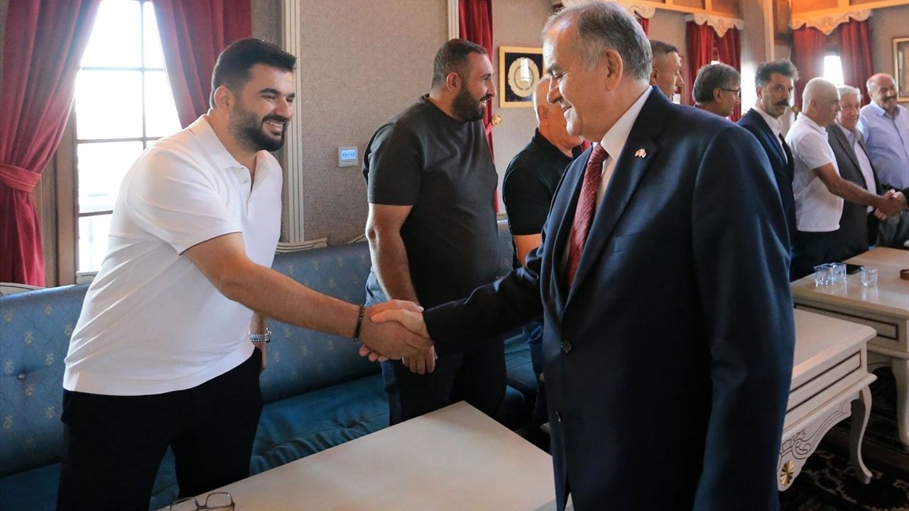 MHP'li Erkan Akçay'dan Birlik ve Beraberlik Vurgusu