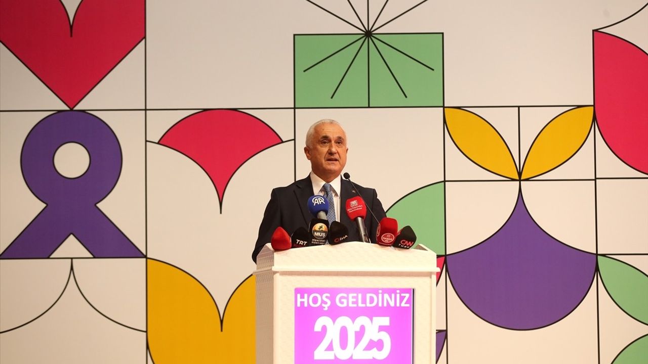 Muş'ta 12. Uluslararası Onkoloji Günleri Başladı