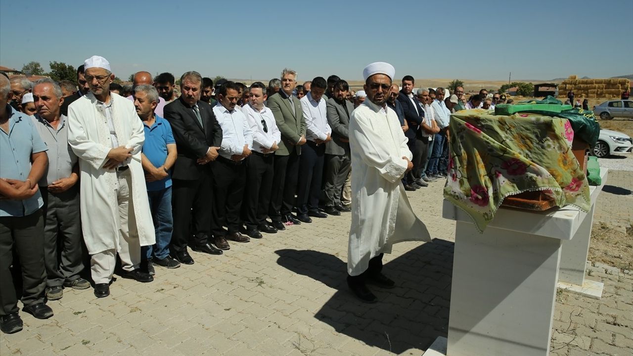 Mustafa Destici, Eskişehir'de Cenaze Törenine Katıldı