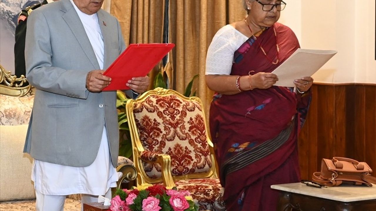 Nepal'de Sushila Karki Geçici Başbakan Oldu