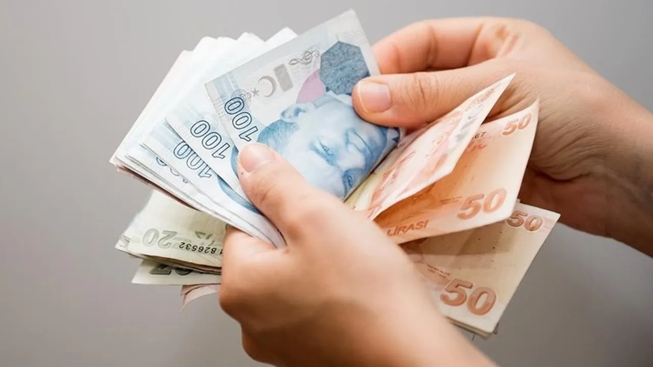 On binlerce ailenin gözü bu haberde: Büyükşehir'den 48 milyon liralık rekor kırtasiye desteği, ödemeler o tarihte başlıyor
