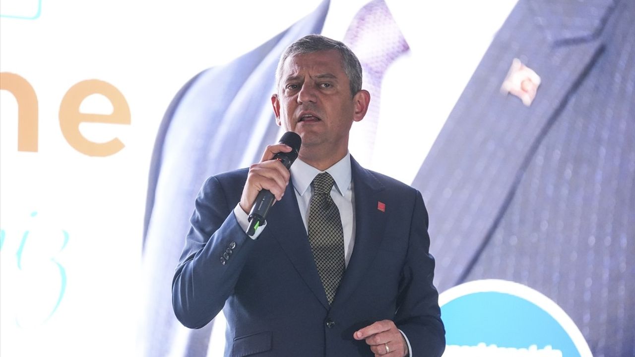 Özgür Özel Sancaktepe'de Açılış Töreninde Konuştu
