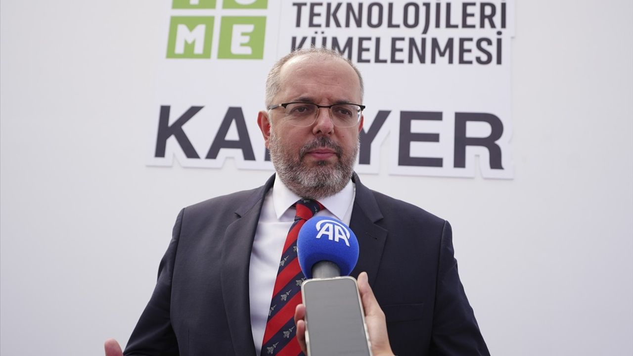 Prof. Dr. Erhan Afyoncu, Siloam Kitabesi Üzerine Açıklamalarda Bulundu