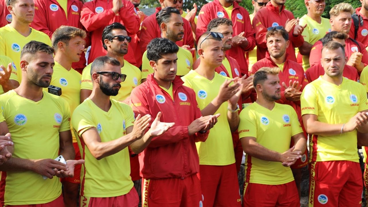 Sakarya Cankurtaranları Kayıpsız Sezonu Tamamladı