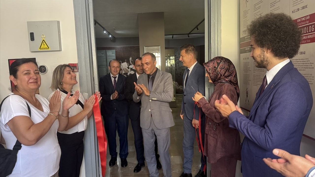Sakarya'da Antik Dönemde Mezar Hediyeleri Sergisi