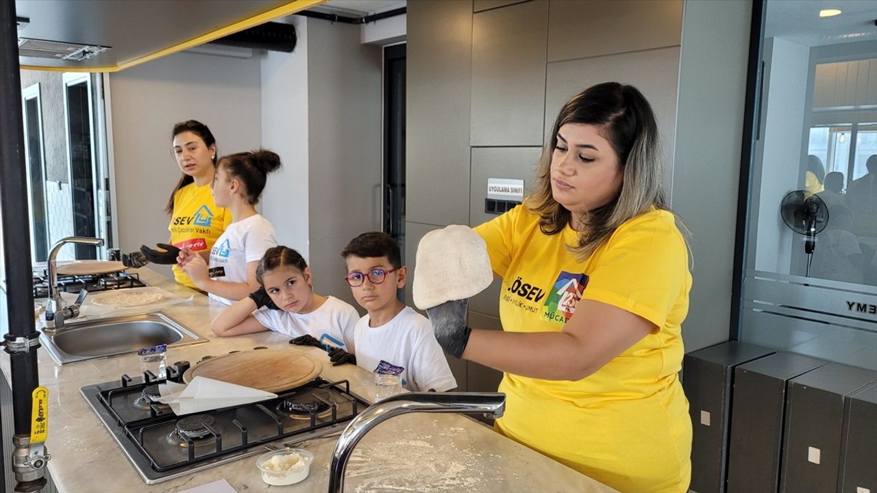 Samsun’da Lösemili Çocuklar İçin Keyifli Pizza Atölyesi
