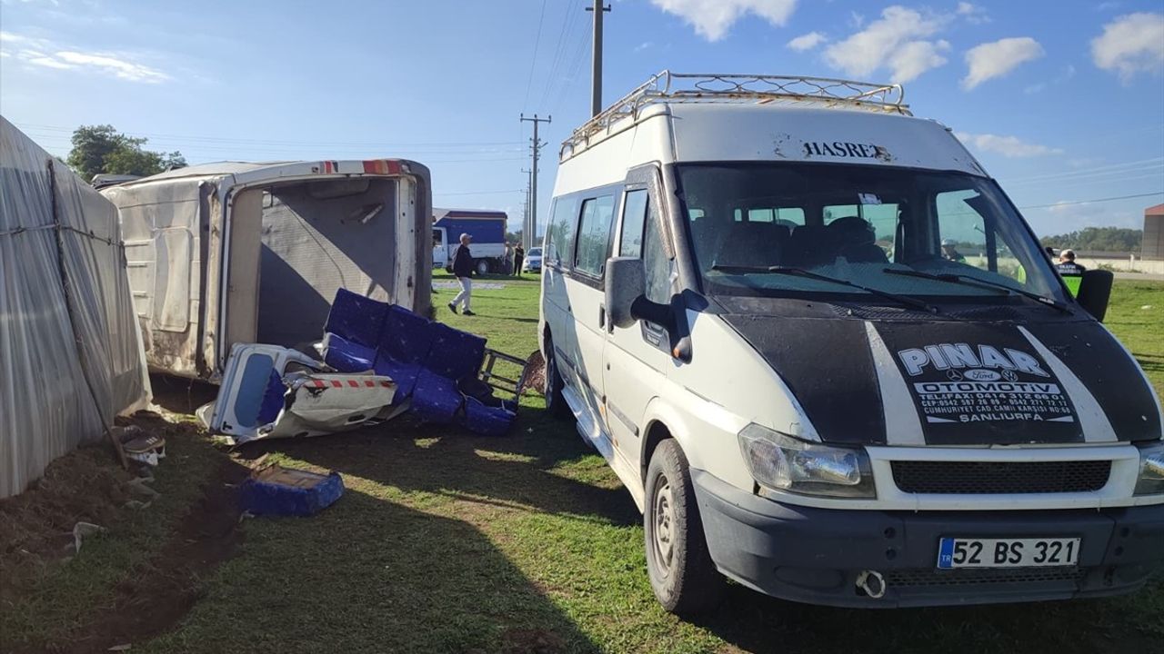 Samsun'da Minibüs Kazası: 1 Ölü, 1 Ağır Yaralı